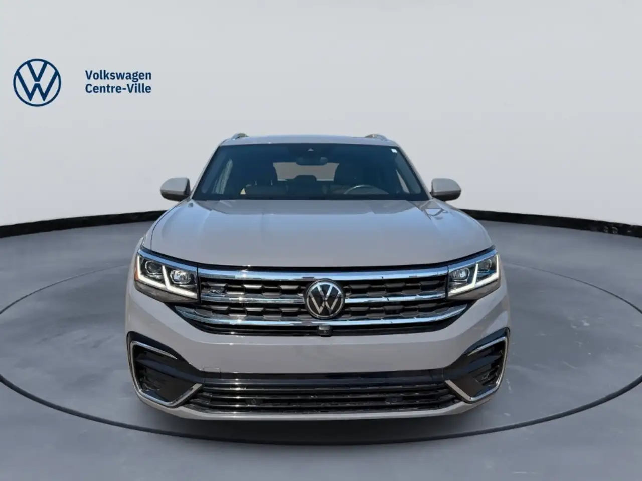 Volkswagen Atlas снимка Volkswagen Atlas