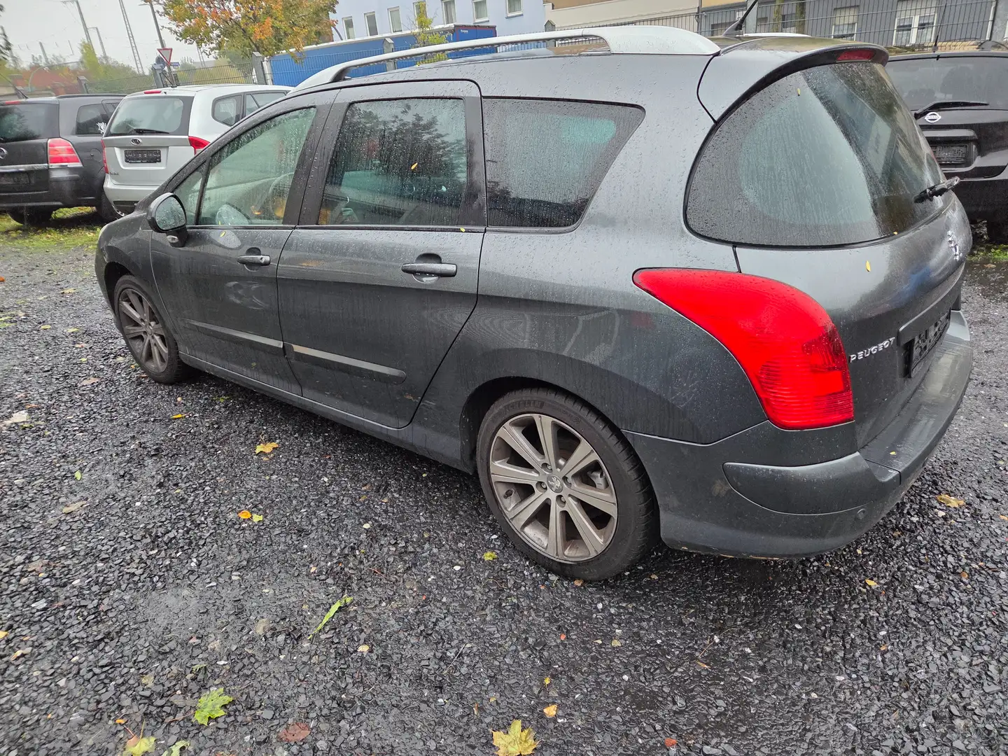 Peugeot 308 Active Diesel Euro 5 TÜV neu top Gris - 2