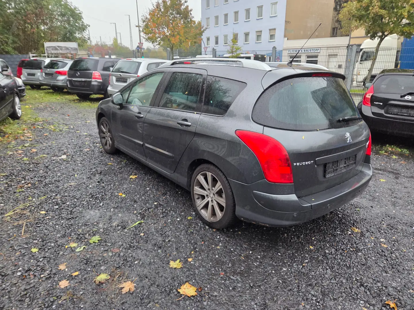 Peugeot 308 Active Diesel Euro 5 TÜV neu top Gris - 1