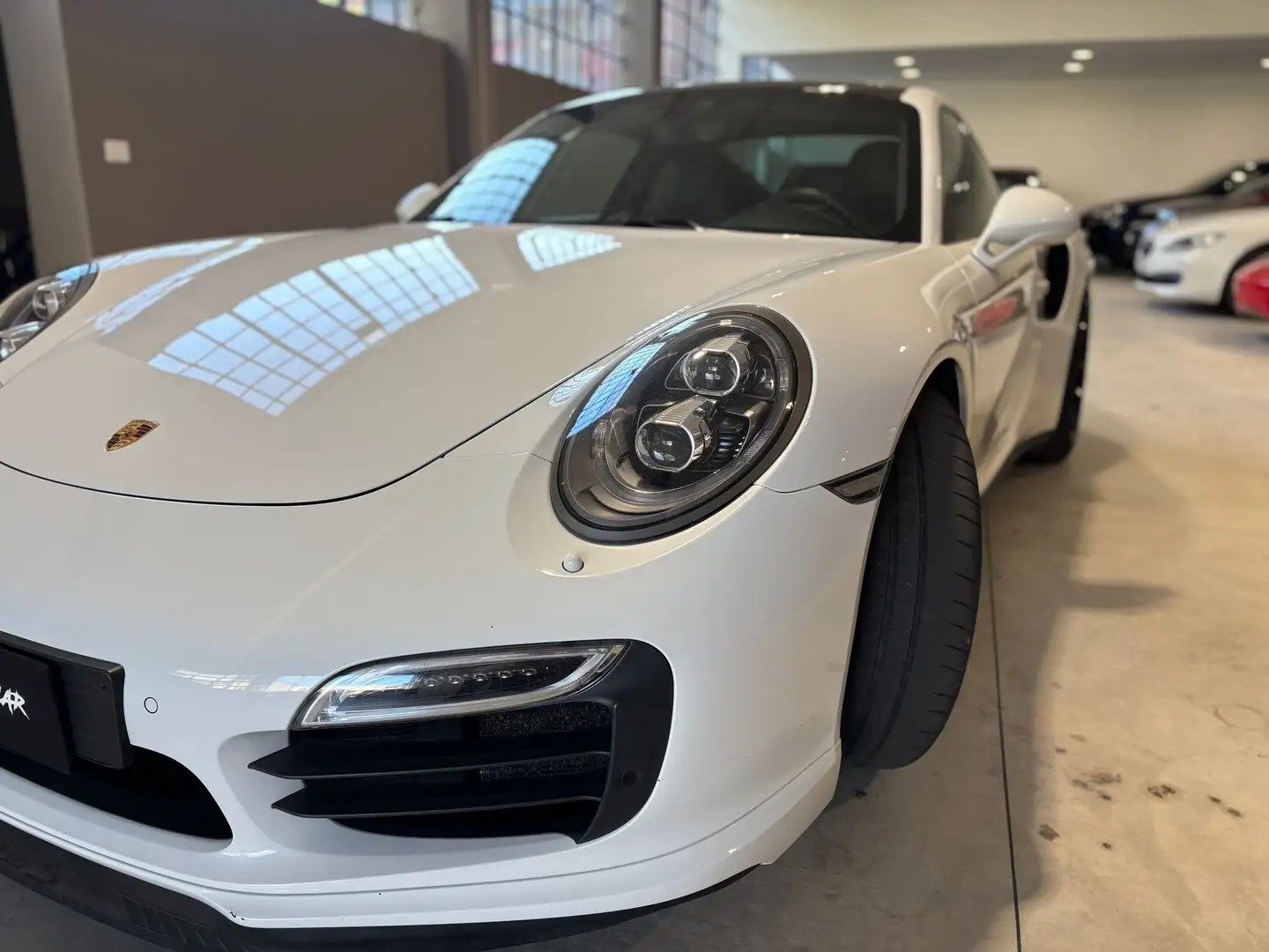 Porsche 991 Coupe 3.8 Turbo S 560cv Wit - 2