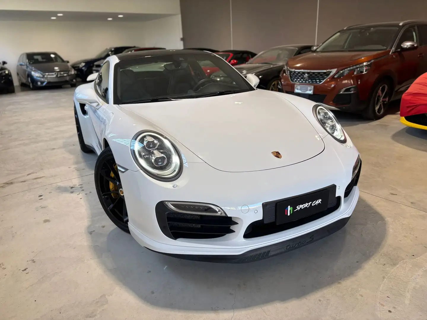 Porsche 991 Coupe 3.8 Turbo S 560cv Wit - 1