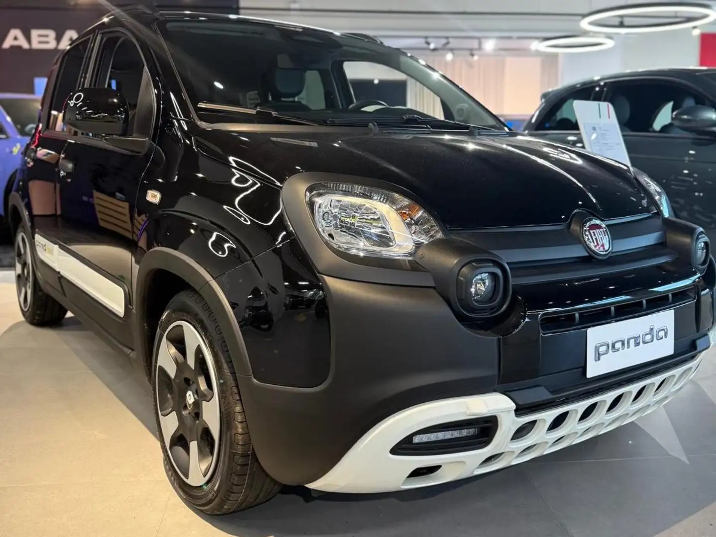 Fiat Panda Pandina 1.0 firefly hybrid s Schwarz - 1
