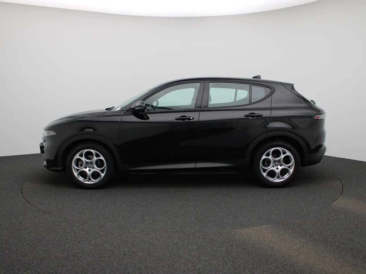 Alfa Romeo Tonale 2023