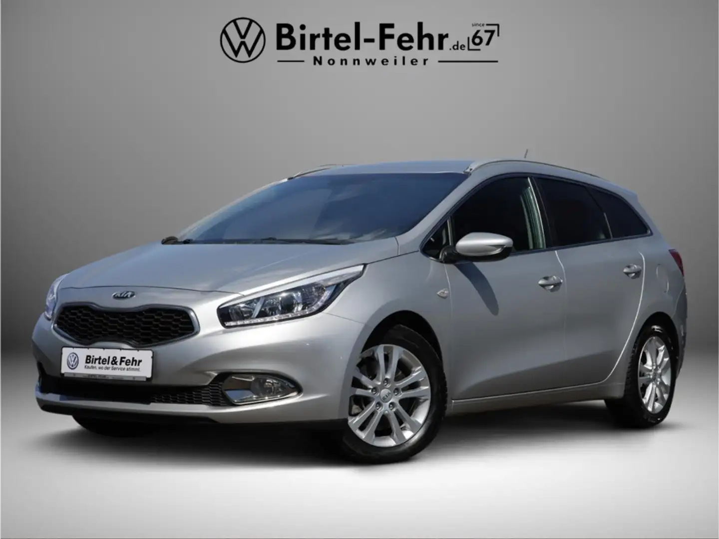Kia Ceed / cee'd Sportswagon FIFA World Cup Edition 1.6 GDI Silber - 1