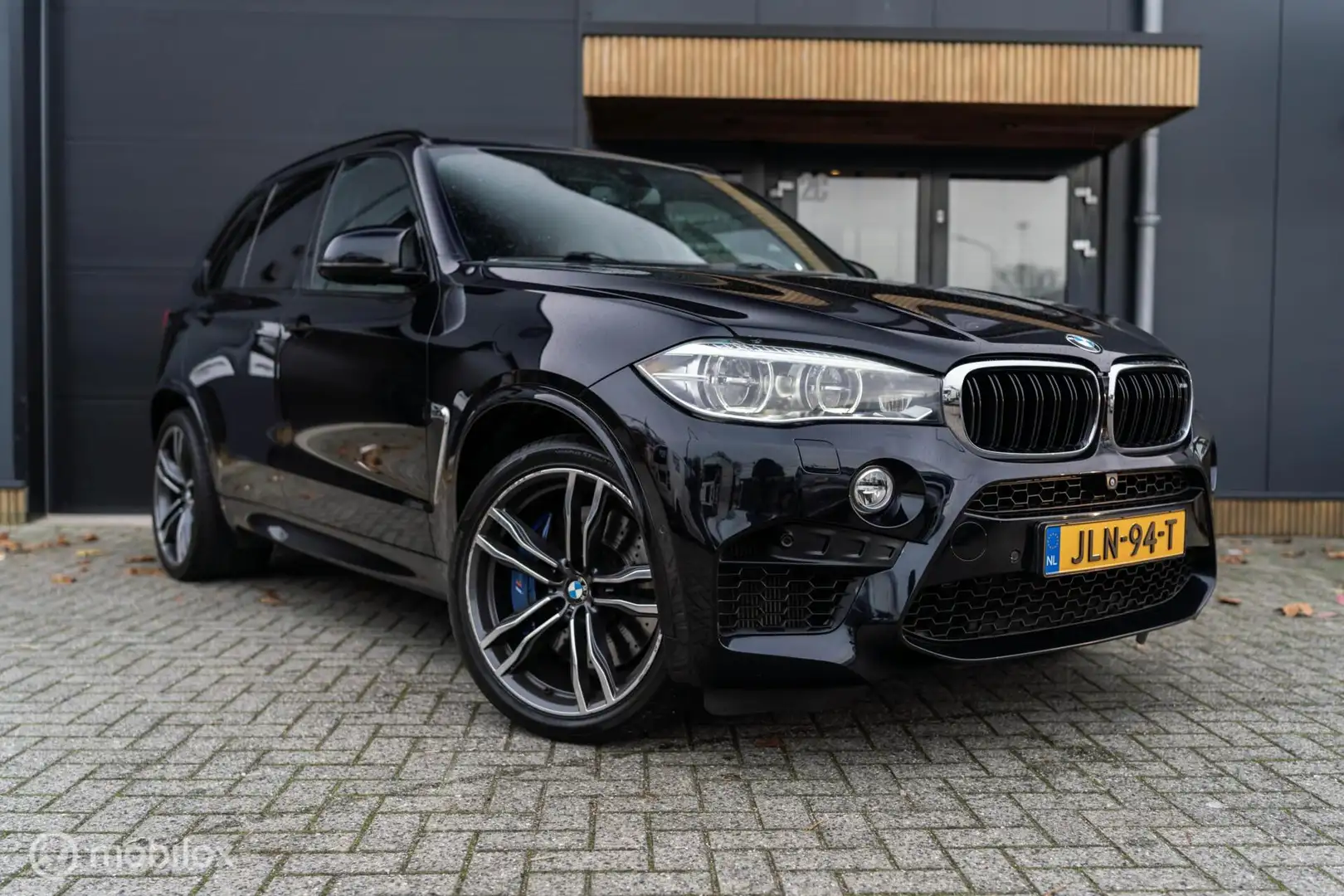 BMW X5 M • Individual • Full Options • Uniek • BTW-auto Noir - 1