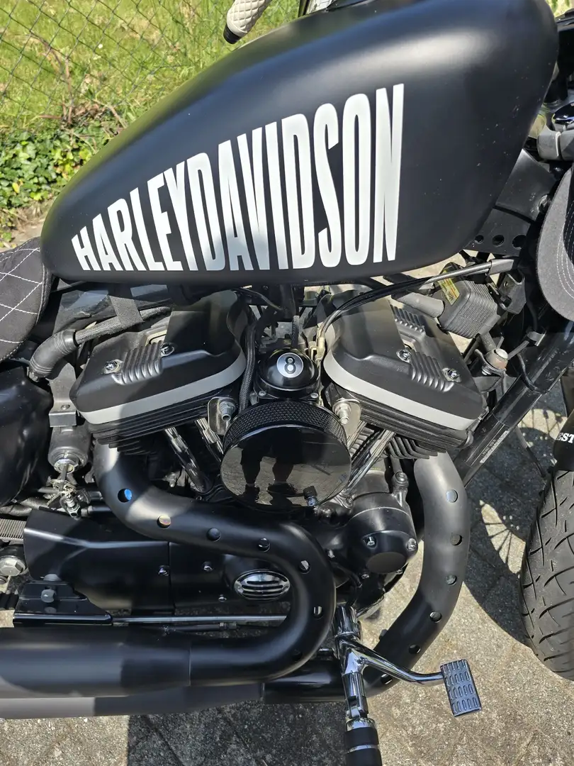Harley-Davidson Sportster 1200 Zwart - 2