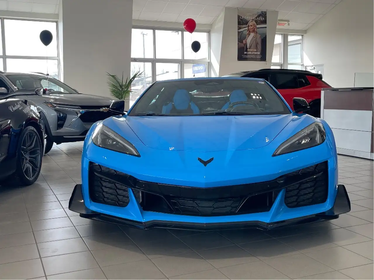 Chevrolet Corvette снимка Chevrolet Corvette