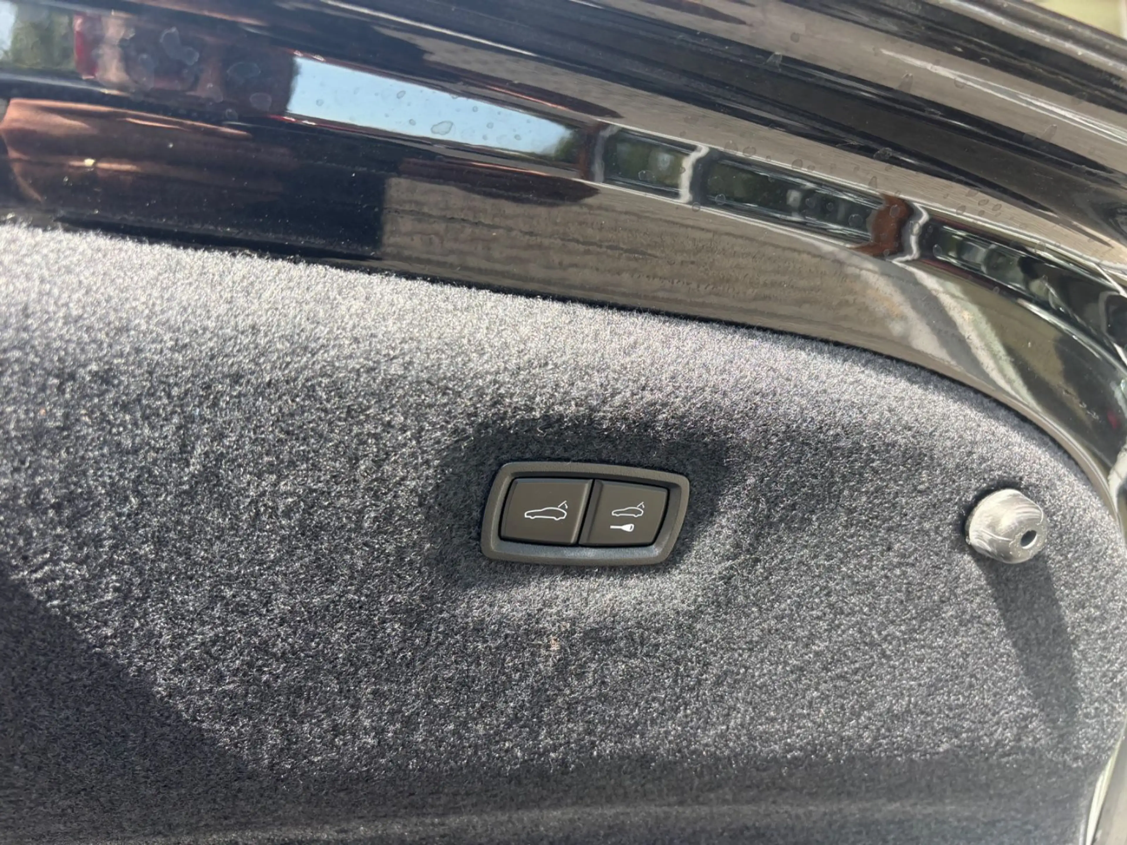 Porsche Taycan 4S Surround View Pano Bose Mission E — photo 21