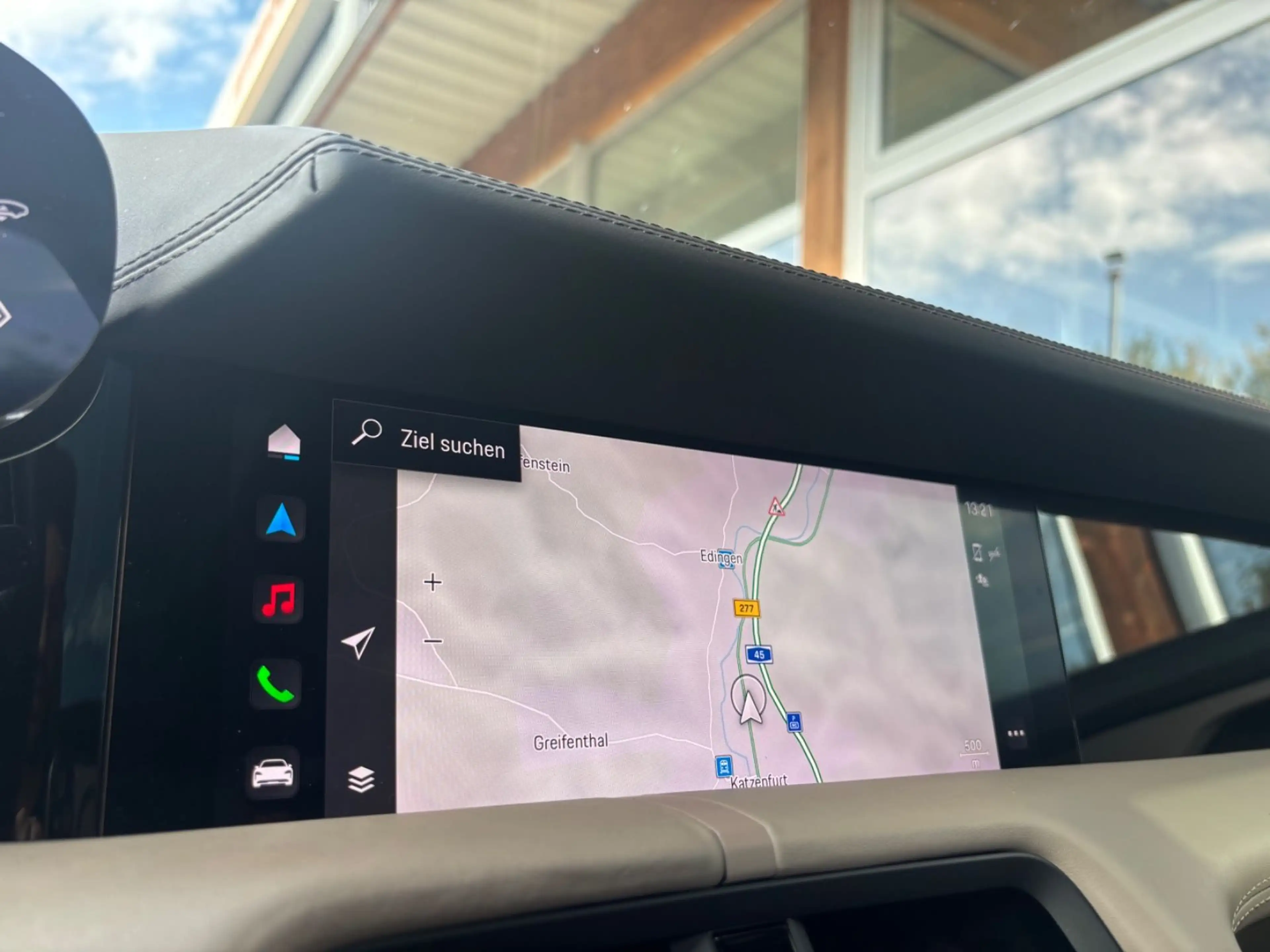 Porsche Taycan 4S Surround View Pano Bose Mission E — photo 12