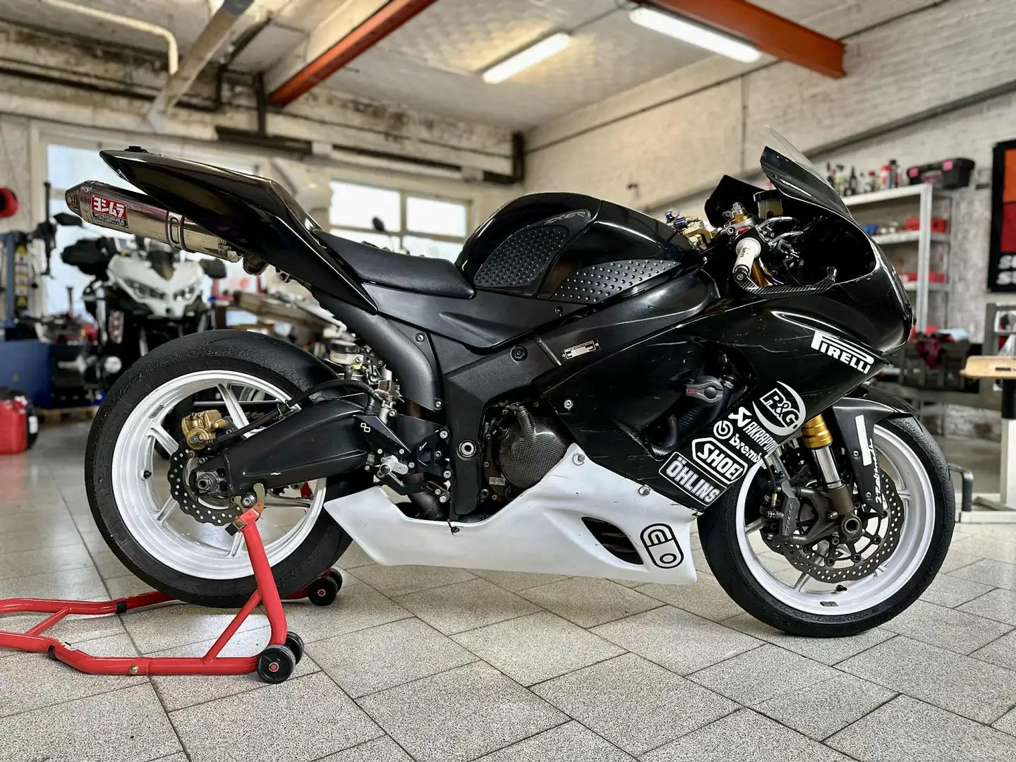 Kawasaki Ninja ZX-6R Negro - 2