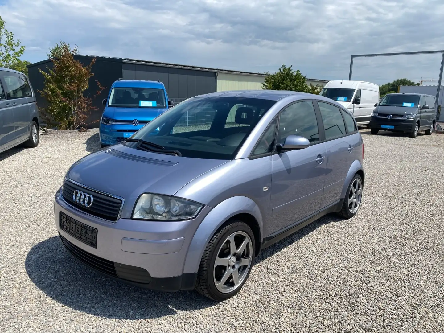 Audi A2 1.4 Advance Matrix KlimaA LM SportS. Silber - 2