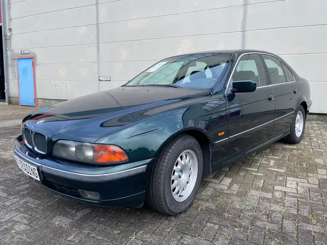 BMW 5 Series view 2