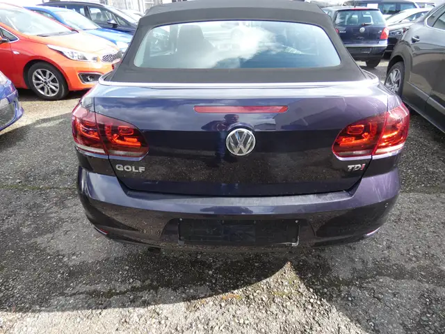 Volkswagen Golf view 5