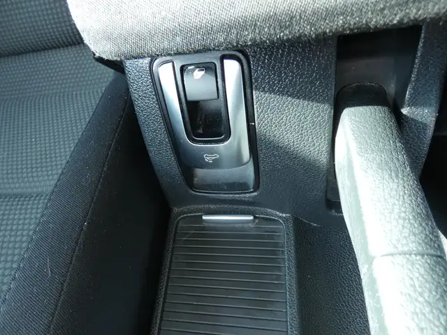 Volkswagen Golf view 15