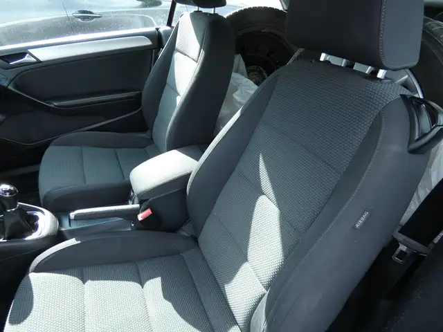 Volkswagen Golf view 12