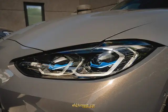 BMW M3 view 11