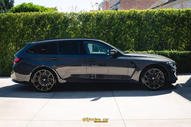 BMW M3 view 4