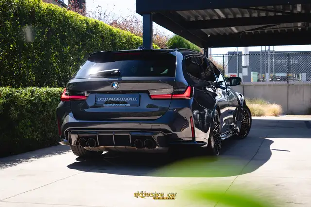 BMW M3 view 5