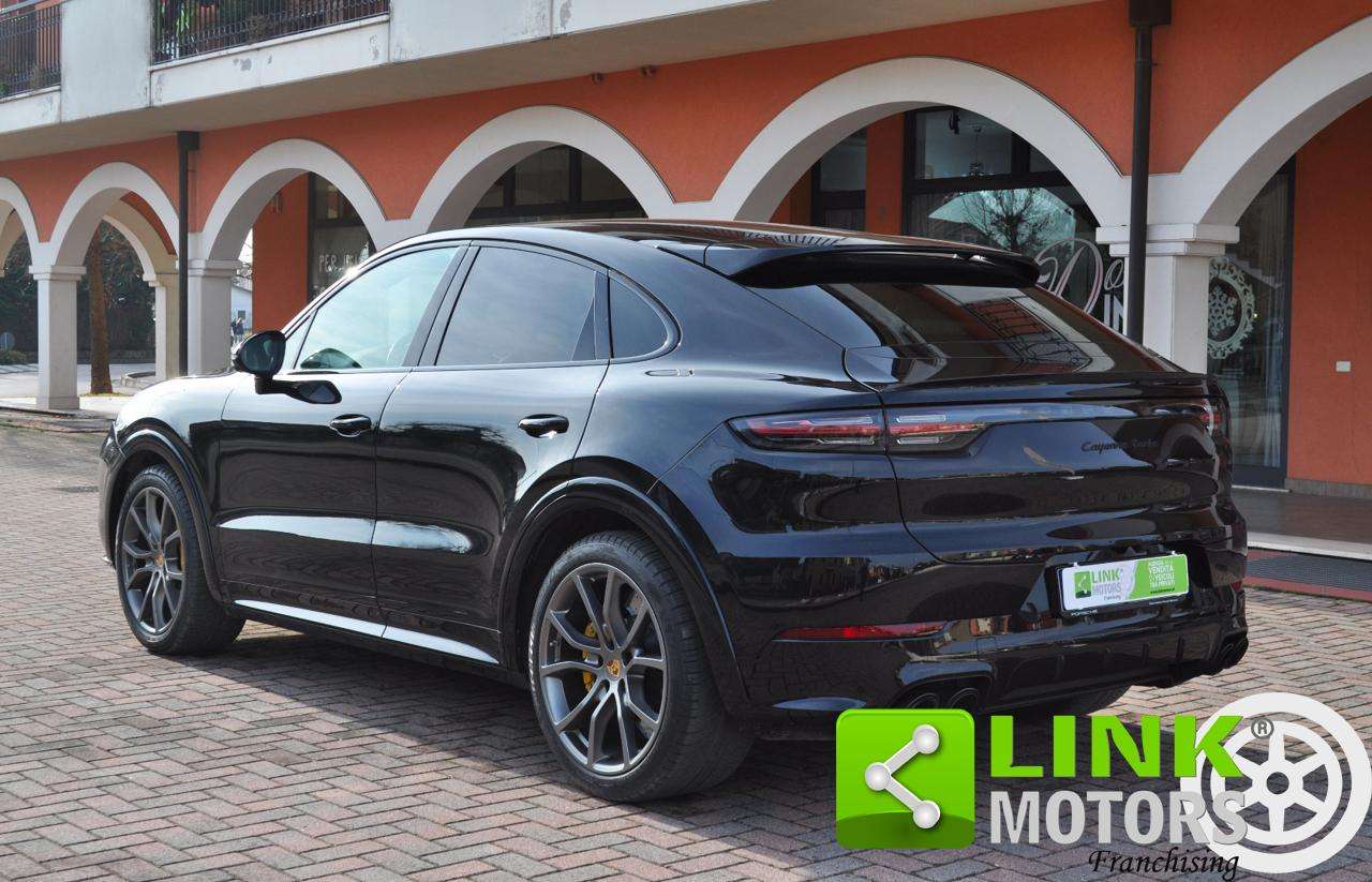 Porsche Cayenne Coupè 4.0 V8 Turbo 550 CV Tiptronic S