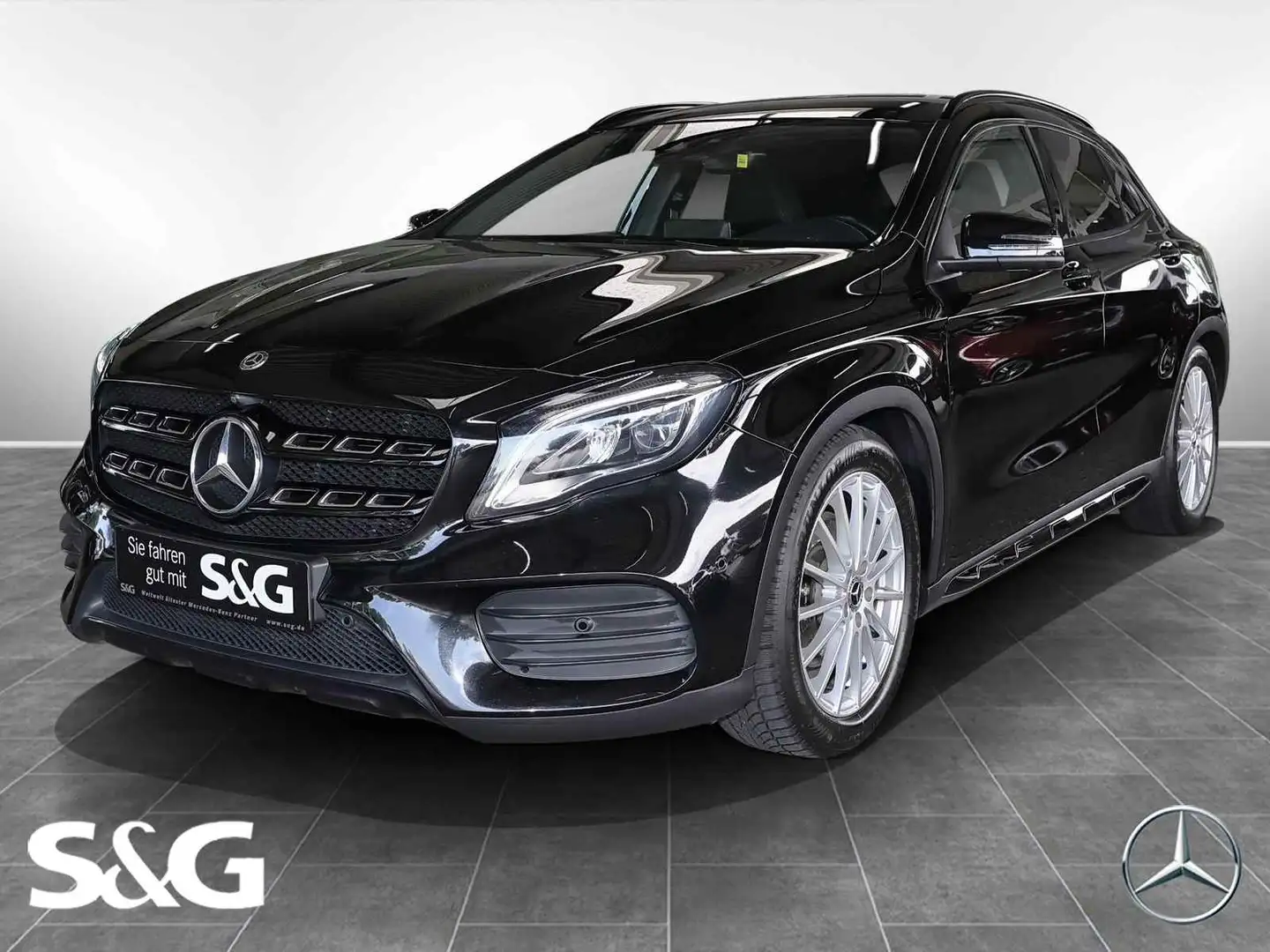 Mercedes-Benz GLA 220 4M NIGHTPAKET+19 ZOLL+360°+NAVIGATION Czarny - 1