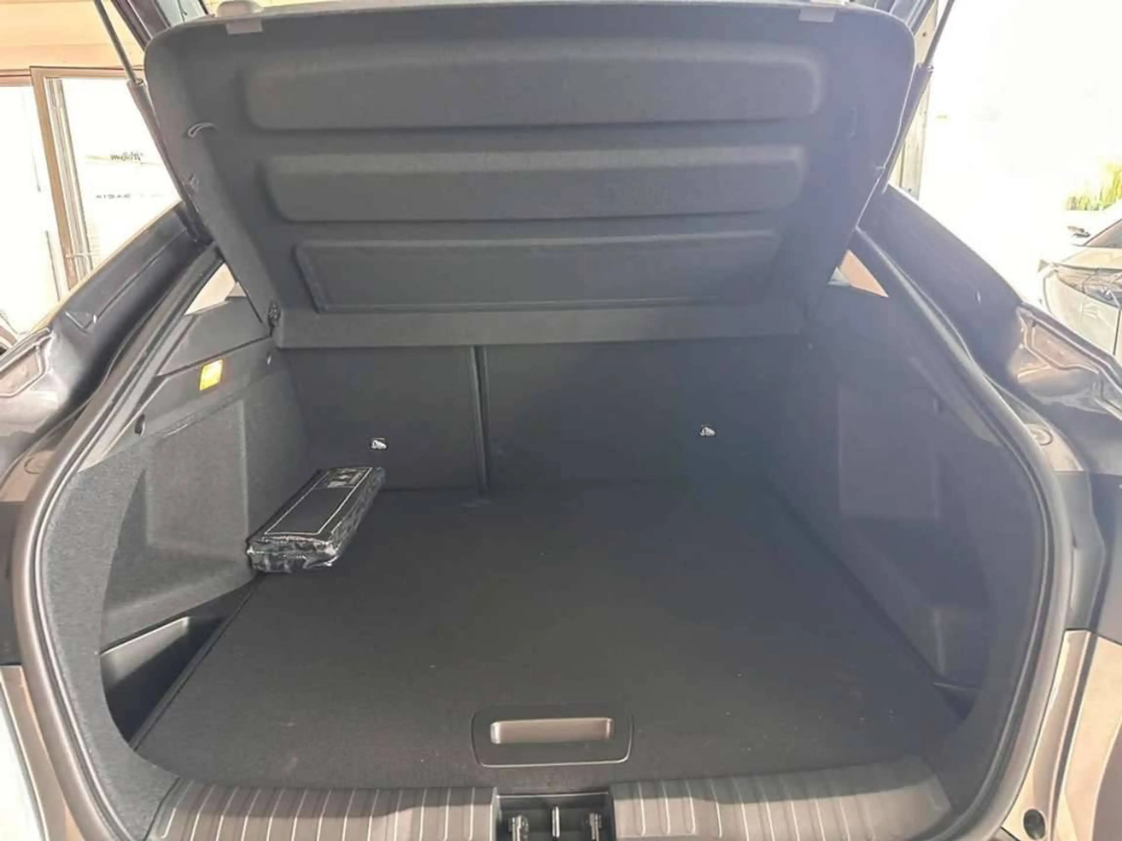 Renault Arkana Evolution Mild Hybrid 140 EDC — photo 5