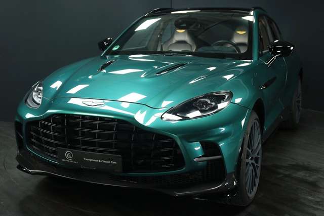 Imagine Aston Martin DBX 707, 1.Hand,deutsch, orig nur 5400KM,Carbon