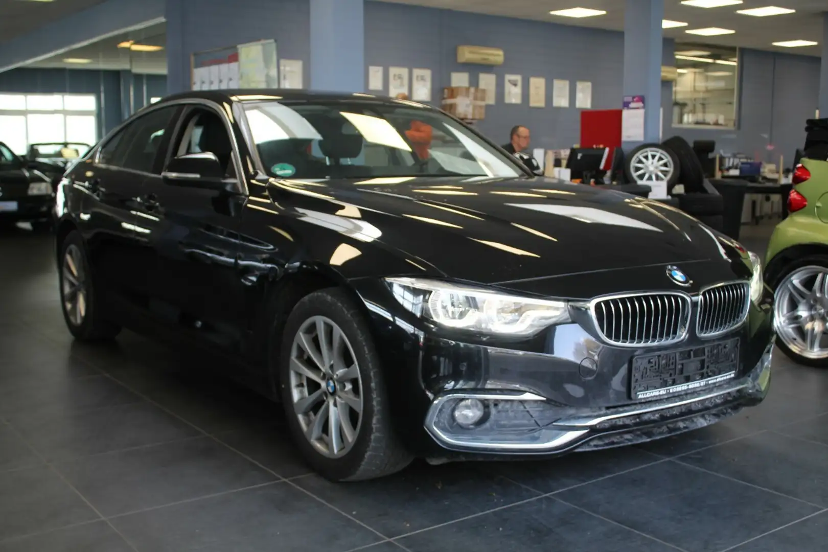 BMW 420 420i xDrive Gran Coupe Aut. Luxury Line Black - 1