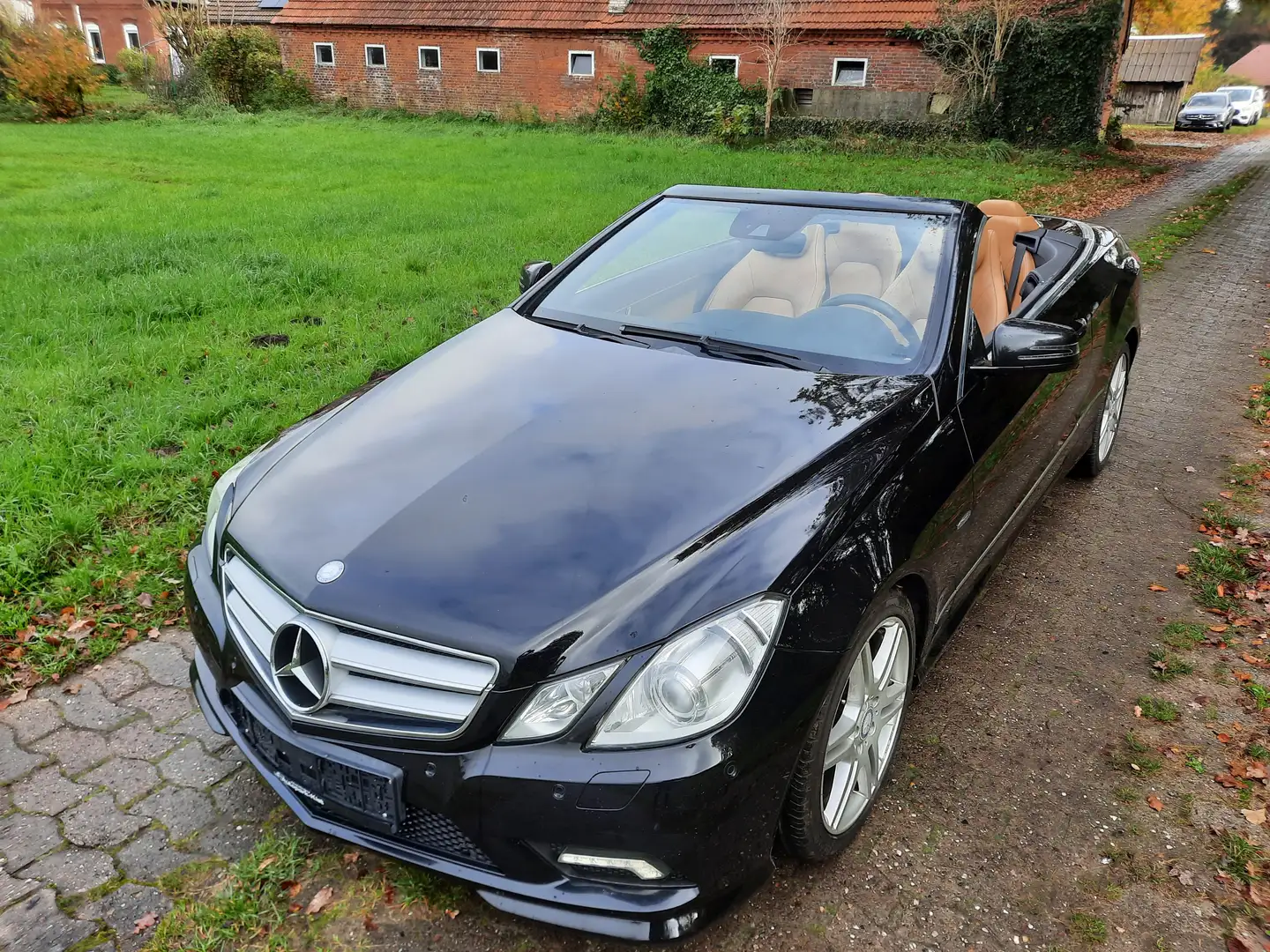 Mercedes-Benz E 220 E 220 CDI Cabrio  AMG-Line Fekete - 1