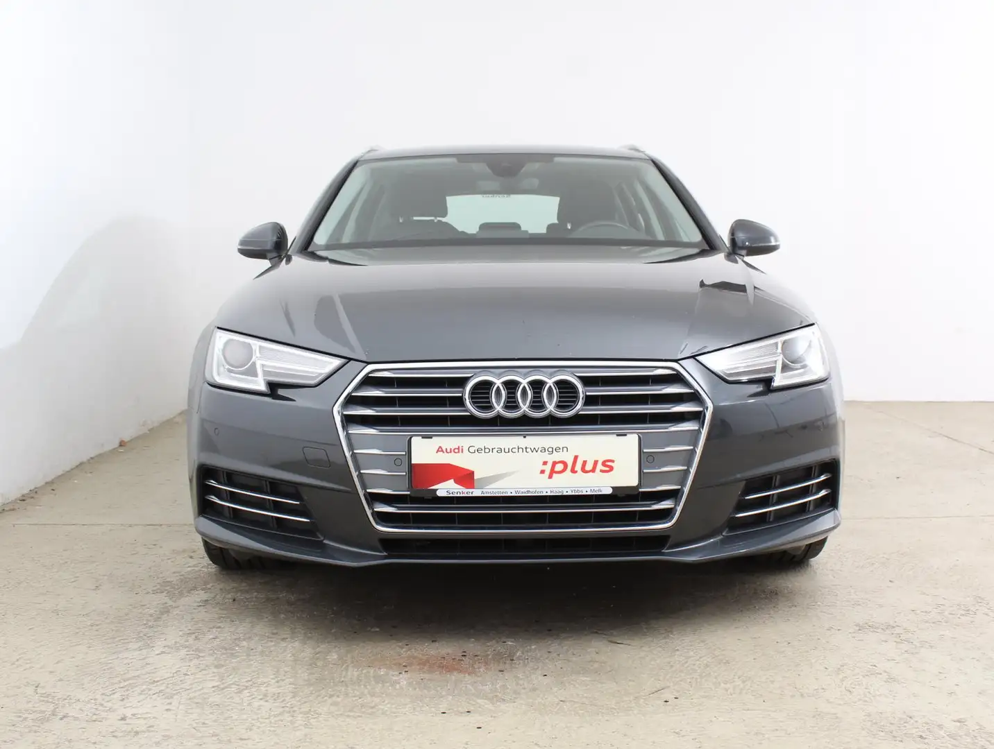 Audi A4 2.0 TDI Sport Grau - 2