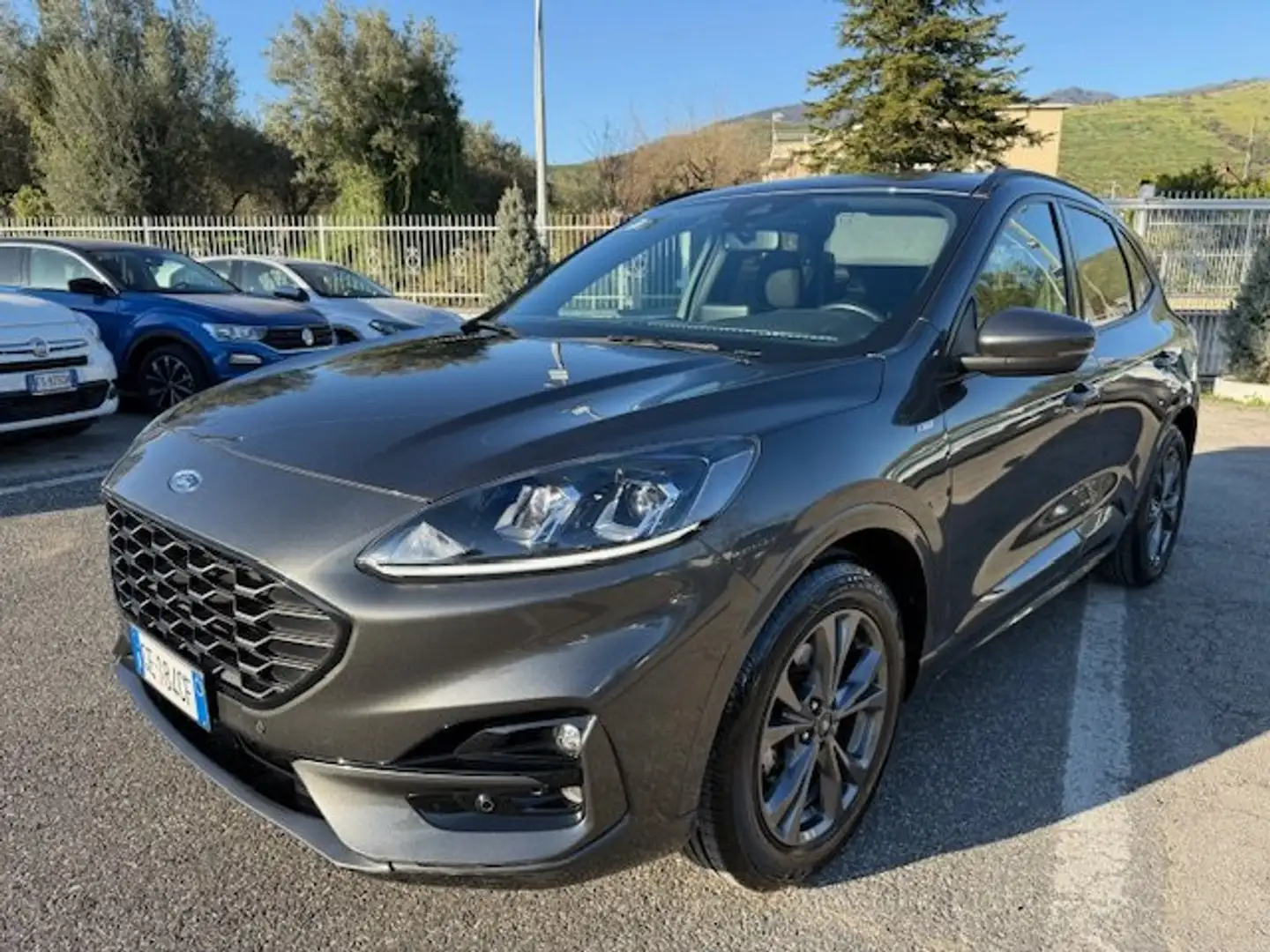 Ford Kuga Kuga 1.5 ecoblue ST-Line 2wd 120cv Gris - 1