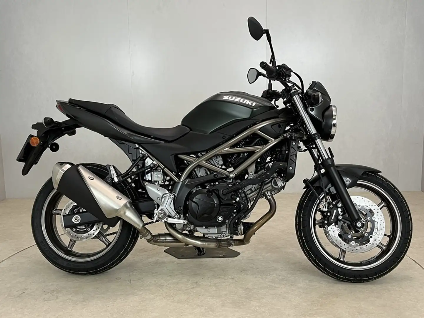 Suzuki SV 650 ABS Negro - 1