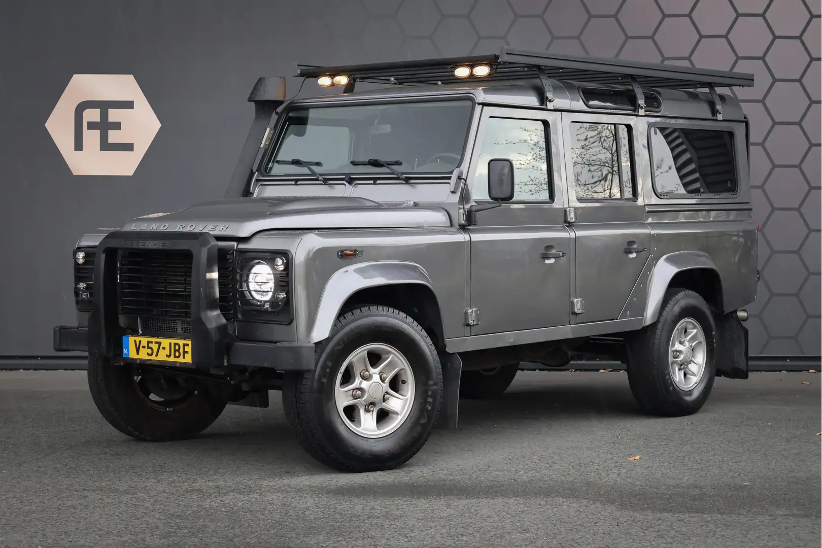 Land Rover Defender 2.4 TD SW 110 | YOUNGTIMER | LED KOPLAMPEN VOOR VE Grijs - 1