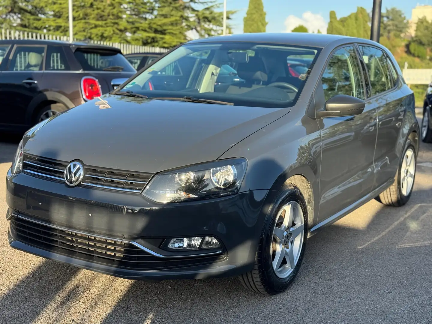 Volkswagen Polo Polo 5p 1.4 tdi bm Comfortline 75cv EU6 Gris - 1