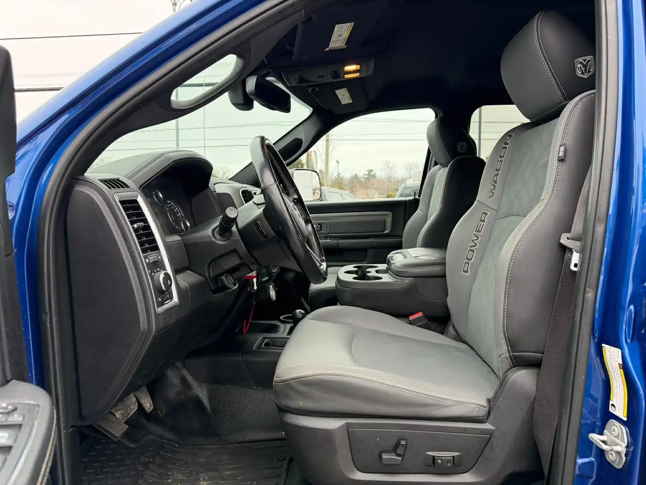 RAM 2500 снимка RAM 2500