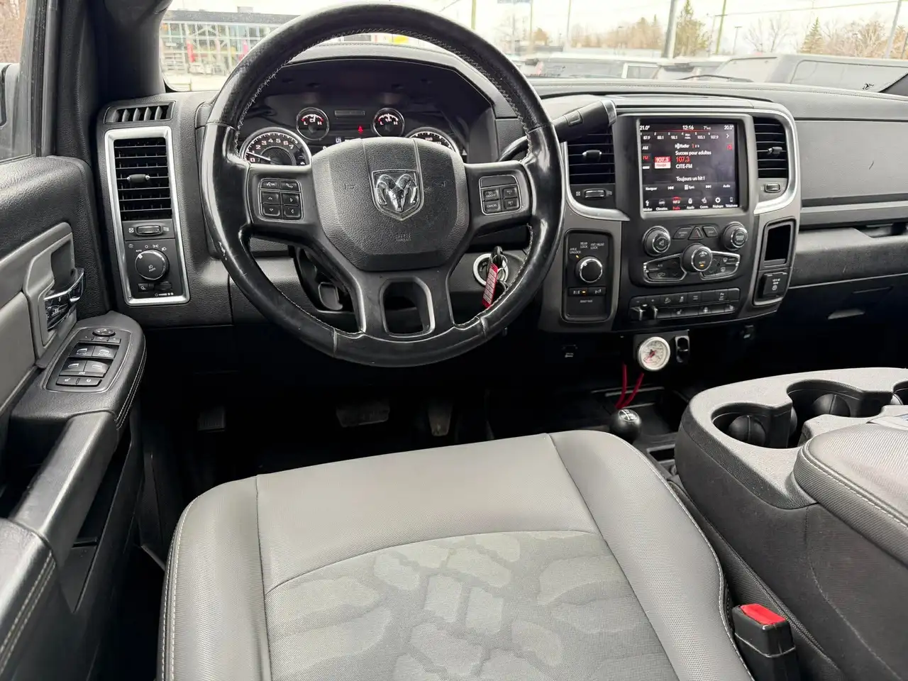 RAM 2500 снимка RAM 2500