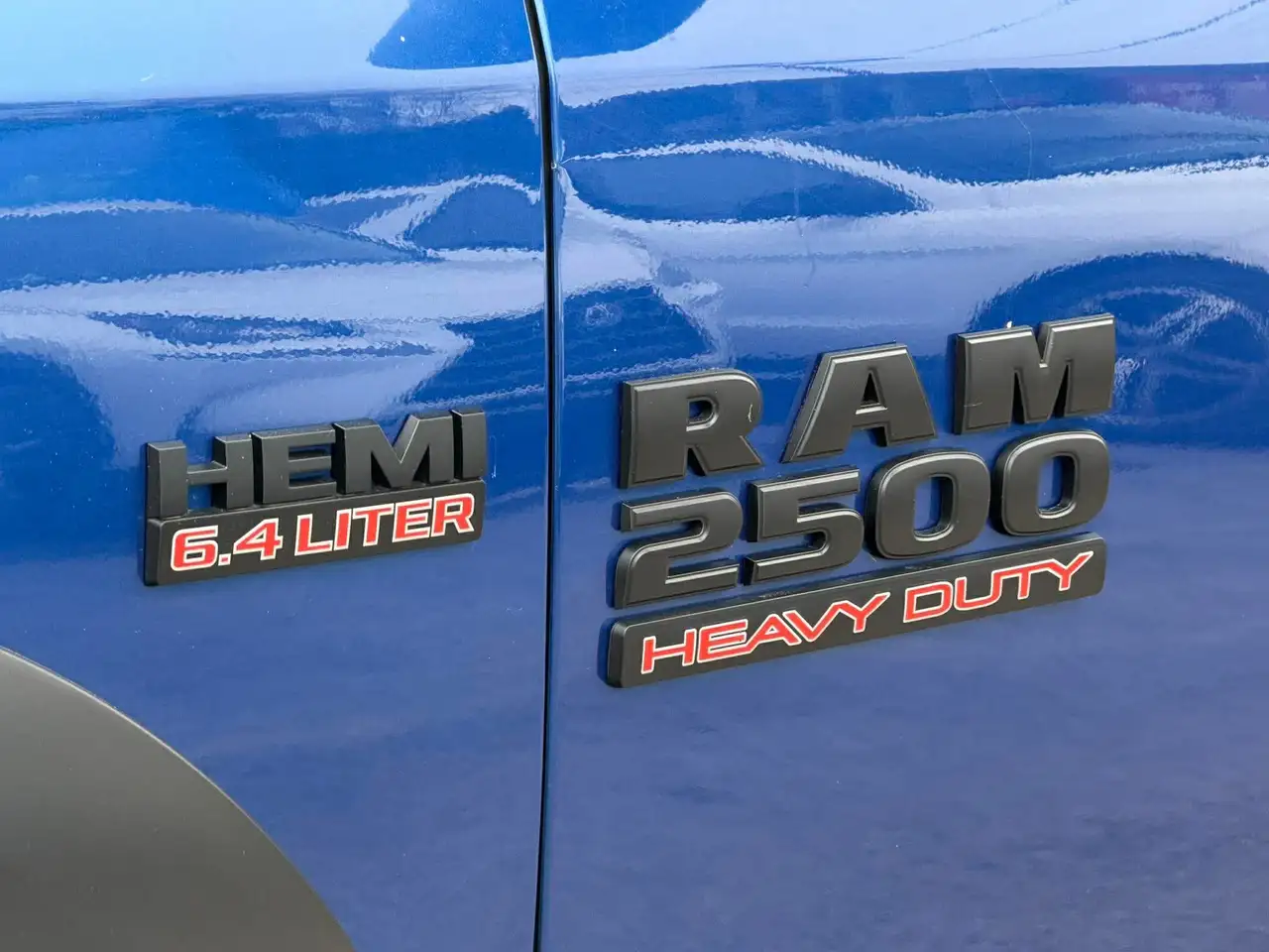 RAM 2500 снимка RAM 2500