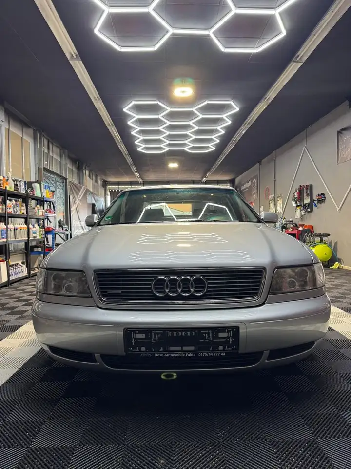 Audi A8 4.2 quattro tiptronic lückenlos Scheckheftgep, foto 1