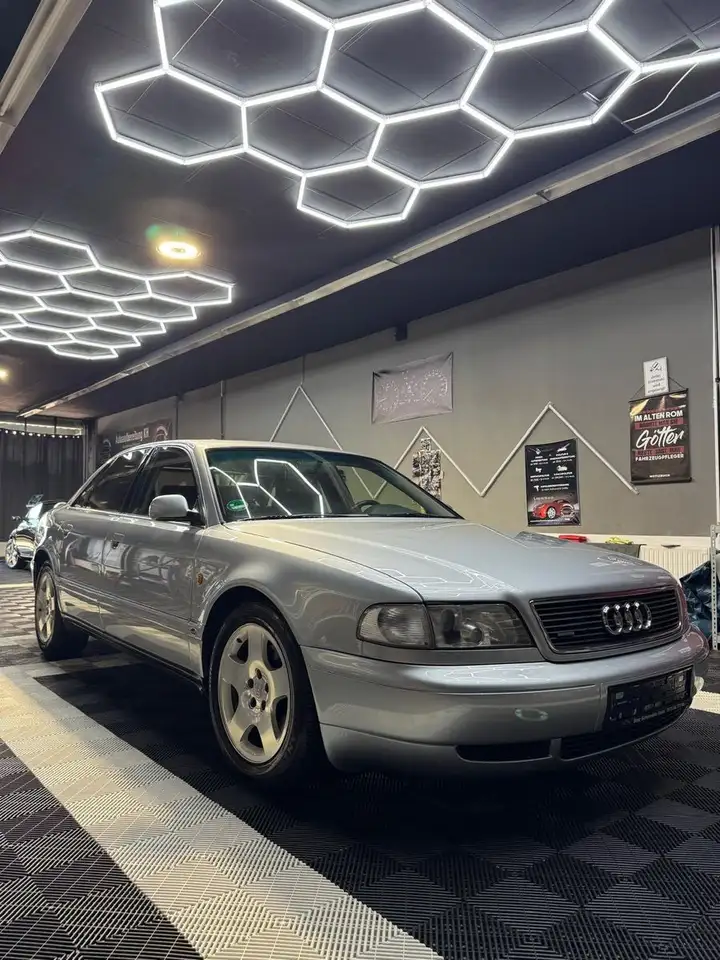 Audi A8 4.2 quattro tiptronic lückenlos Scheckheftgep, foto 3