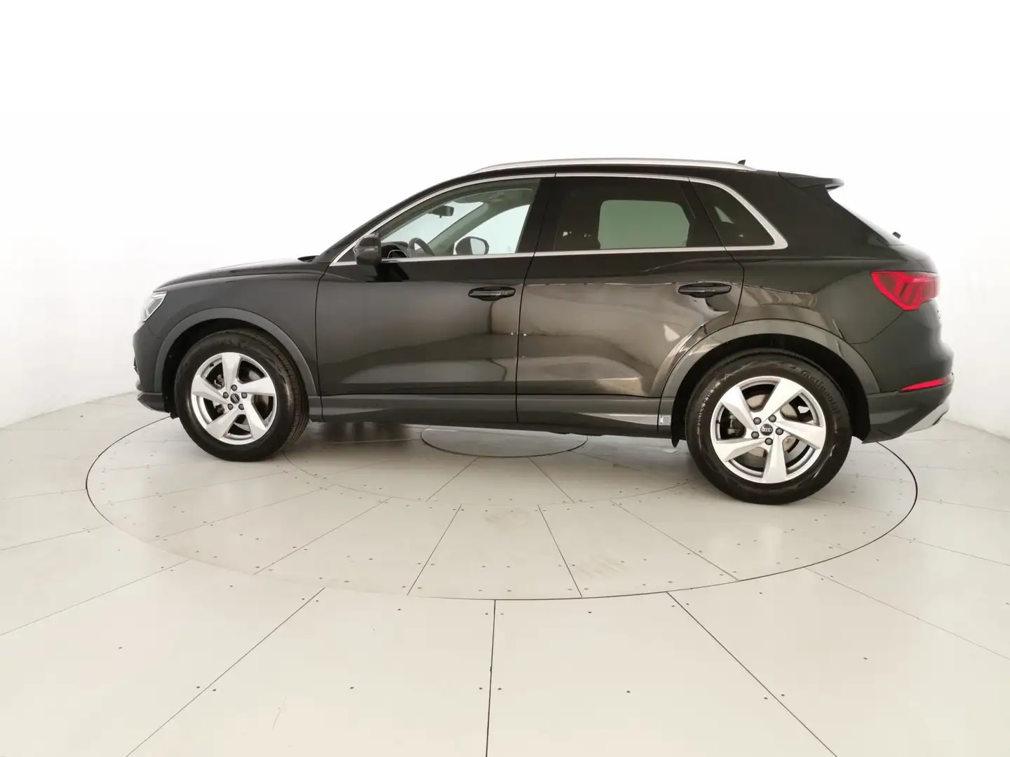 Audi Q3 35 2.0 tdi Business Advanced s-tronic Noir - 2