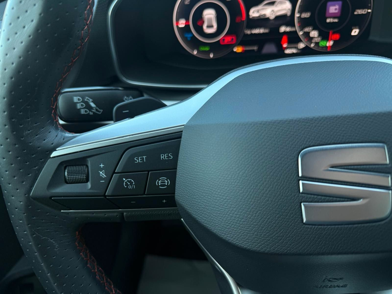 SEAT Leon FR e-Hybrid * AMBIENTE * LED * — photo 14