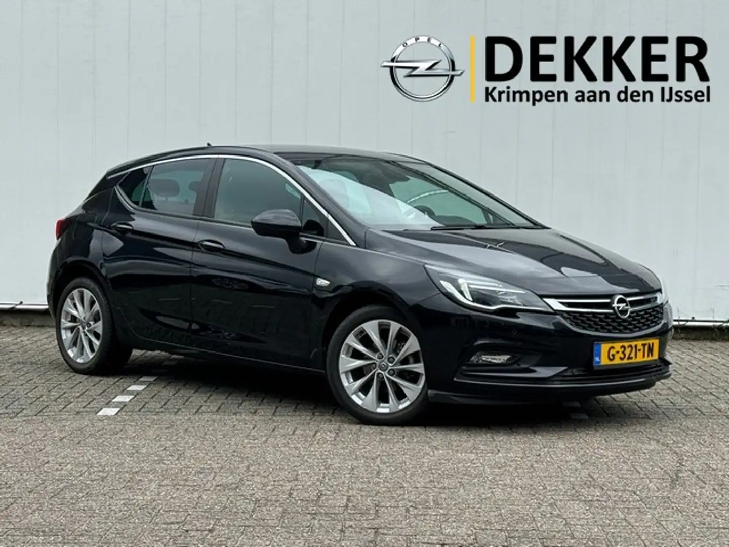 Opel Astra 1.0 Turbo Online Edition met Navigatie, 17inch, 2x Schwarz - 1