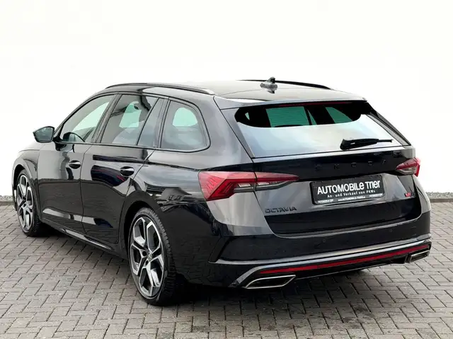 Skoda Octavia view 7