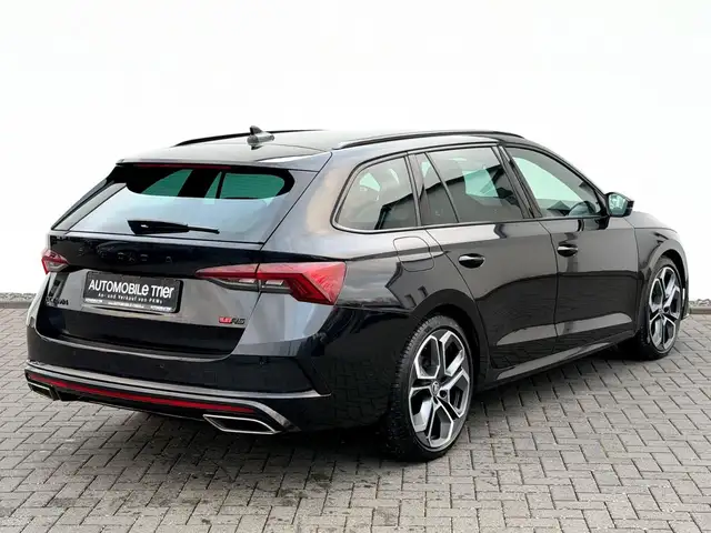 Skoda Octavia view 5