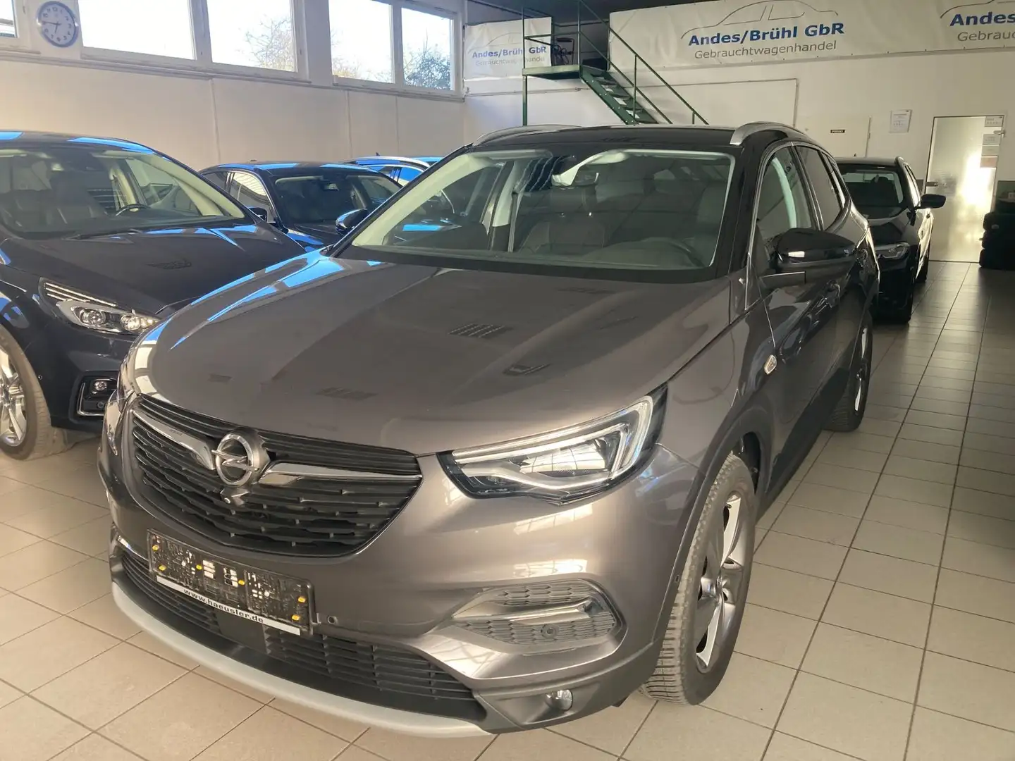 Opel Grandland X Hyb ULTIMATE Leder LED 360° AHK SH Grau - 1