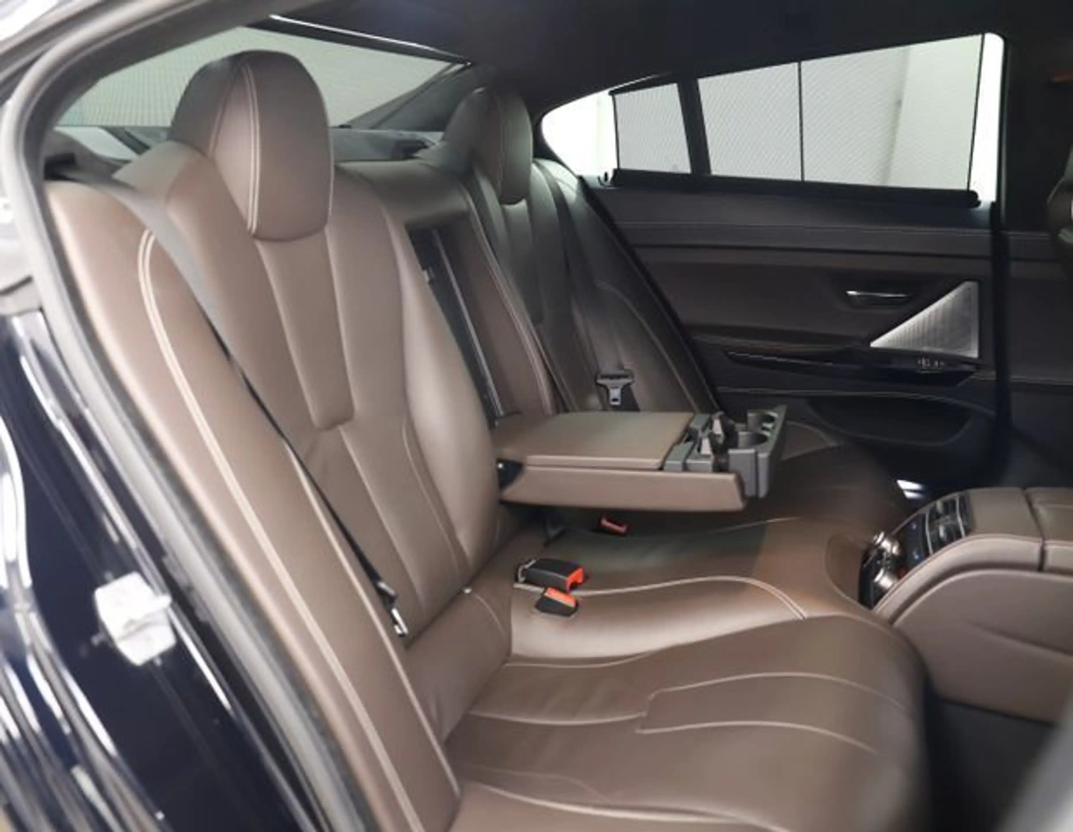 BMW M6 Gran Coupe LCI 4.4 560 PS B&O HUD Individual — photo 12