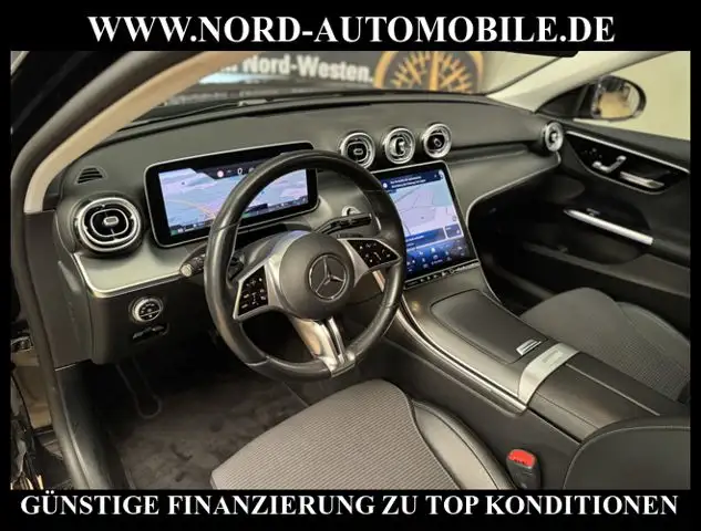 Mercedes-Benz 300 view 16