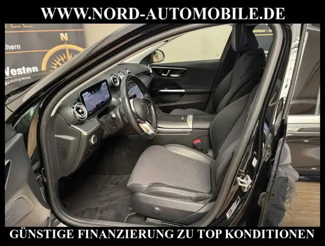 Mercedes-Benz 300 view 17