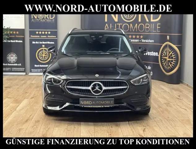 Mercedes-Benz 300 view 5
