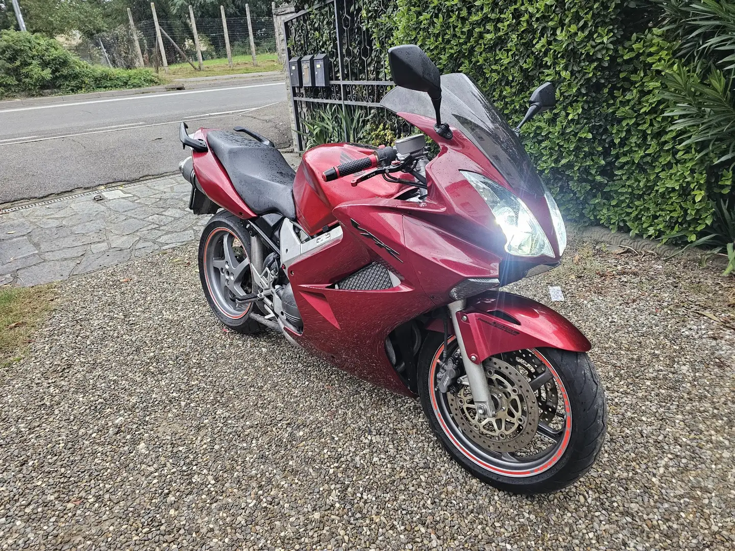 Honda VFR 800 VTEC Piros - 1