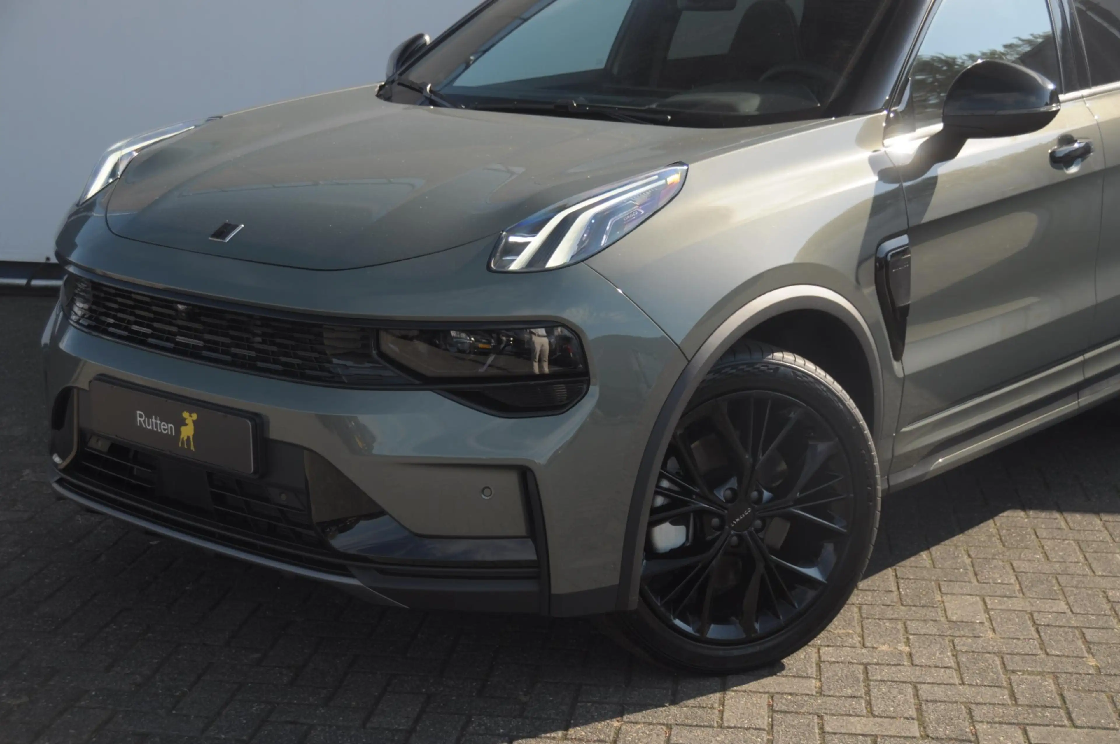 Lynk & Co 01 276PK Automaat More Trekhaak / Adaptive cruise con — photo 11